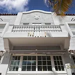 The Julia Hotel (Adults Only)